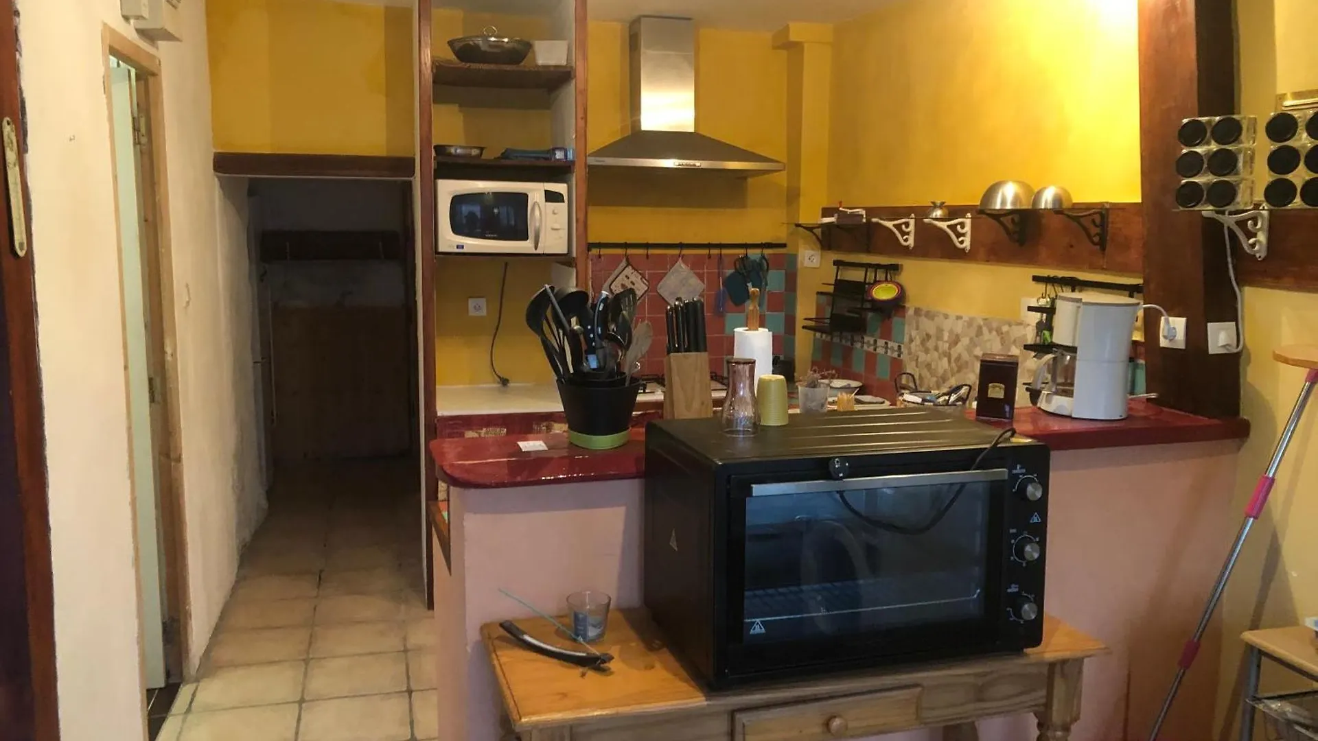 Chez Steve And Son Apartment Goudet 0*,  France