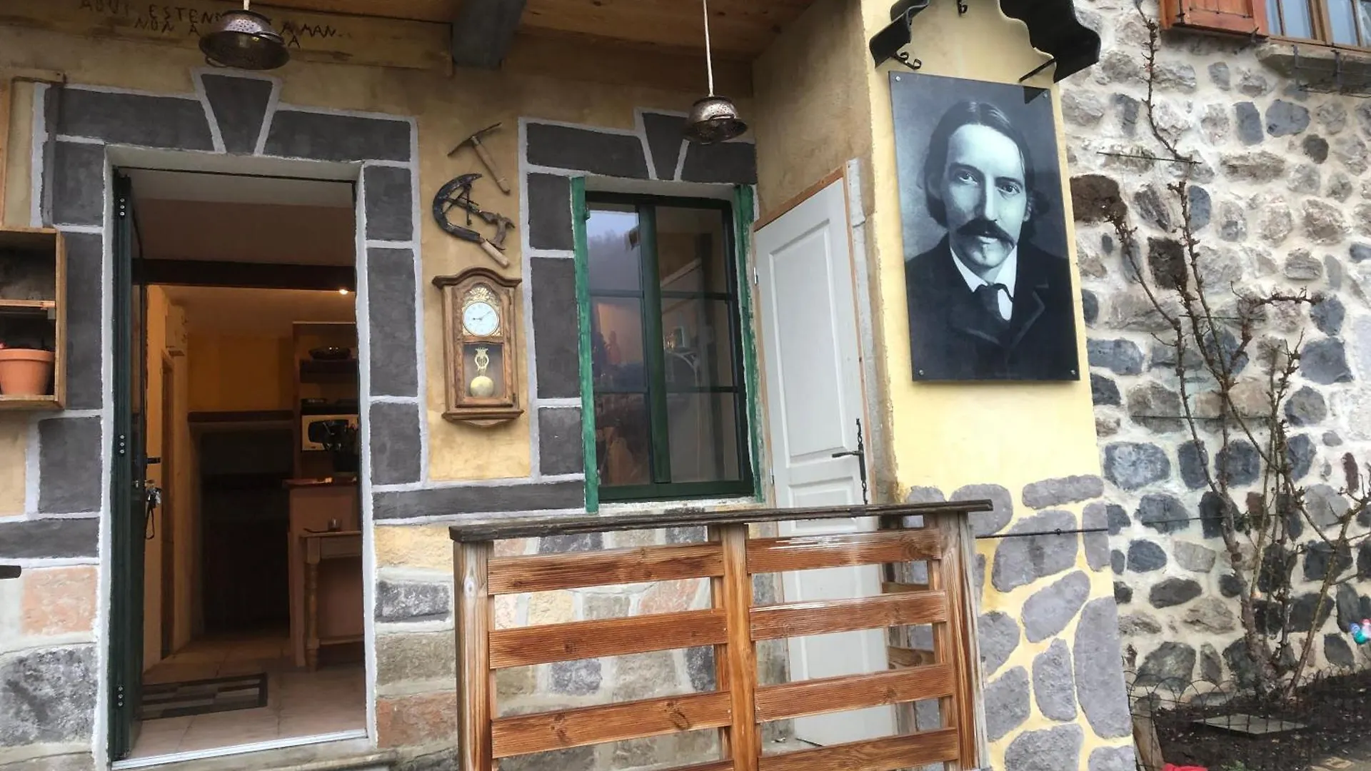 Chez Steve And Son Lejlighed Goudet